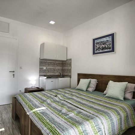 Rooms Dragica Pakoštane Exteriér fotografie